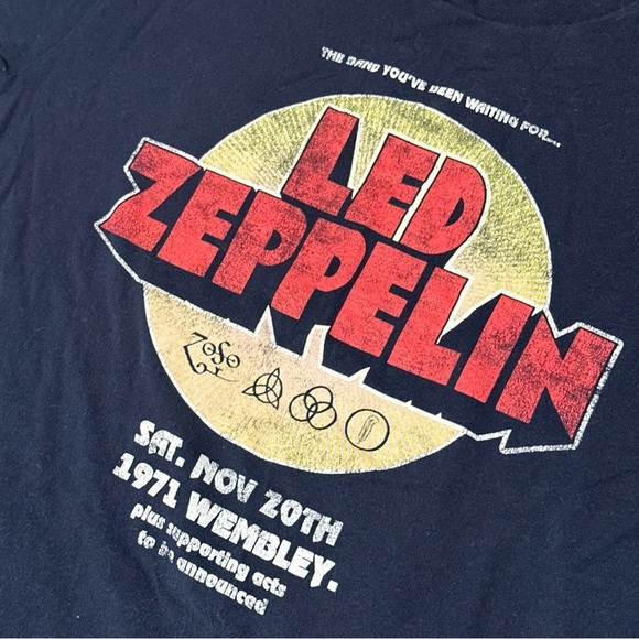 Led Zeppelin Med Men’s Graphic Tee Rock N Roll Classic Navy music legend - Picture 2 of 5